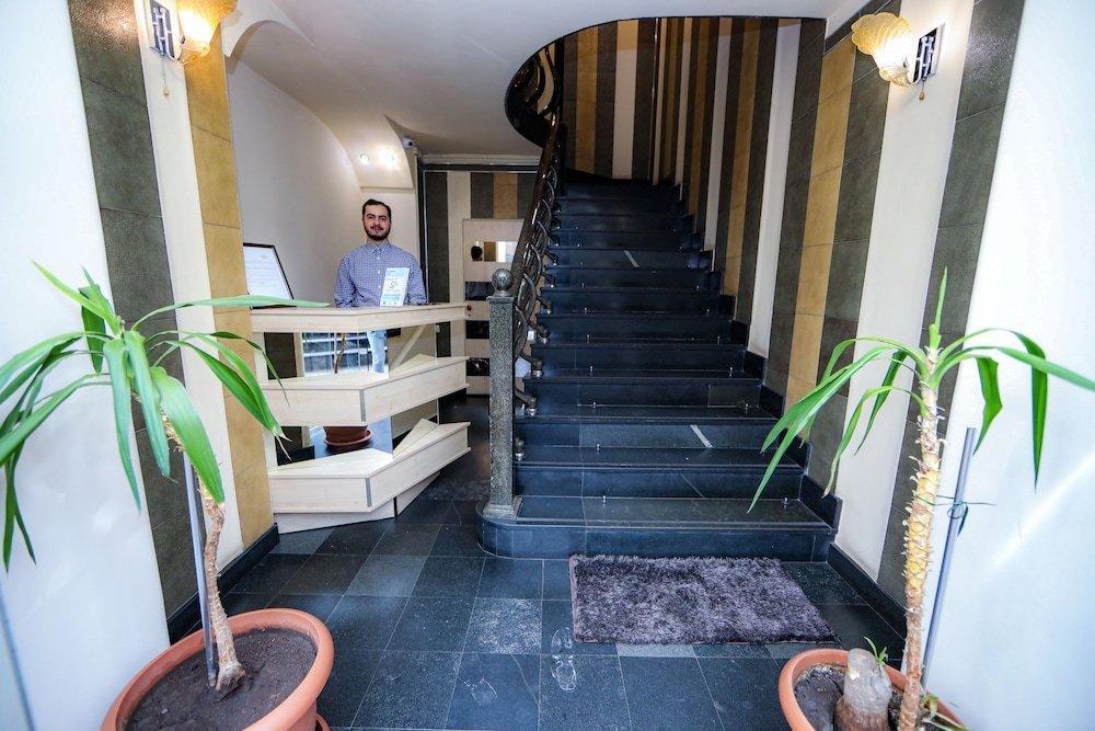 Skyline Hotel Jerevan Buitenkant foto